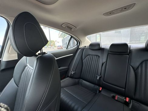 Used 2026 Genesis G70 2.5T Prestige RWD image 12