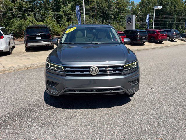 Used 2018 Volkswagen Tiguan SEL Premium FWD image 37