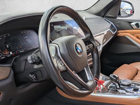 Used 2021 BMW X5 xDrive40i w/ Premium Package image 9