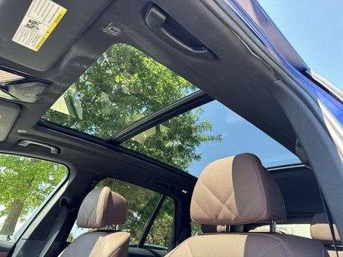 Certified 2026 BMW X5 M60i AWD/4WD image 9