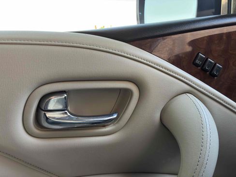 Used 2018 INFINITI QX80 4WD w/ Driver Assistance Package image 37