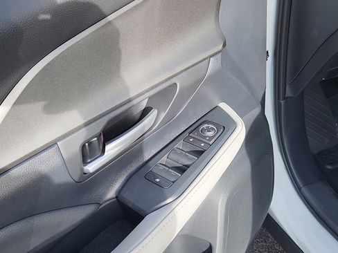 New 2026 Toyota Grand Highlander XLE image 7