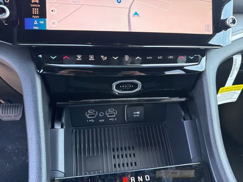 New 2026 Jeep Grand Cherokee Altitude AWD/4WD image 16