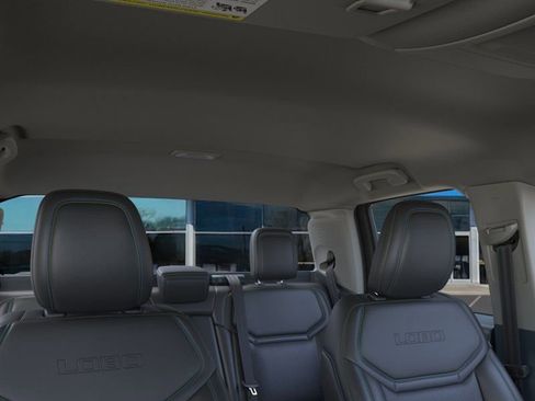New 2026 Ford Maverick Lobo AWD/4WD image 12