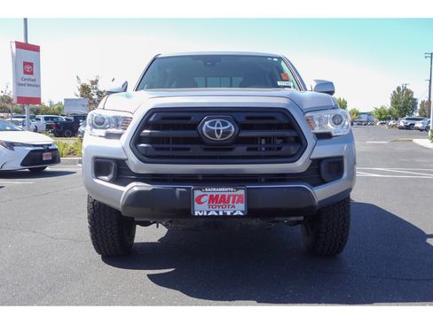 Used 2018 Toyota Tacoma SR w/ SR Convenience Package RWD image 8
