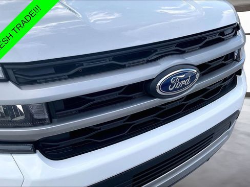 Used 2024 Ford Expedition XLT RWD image 32
