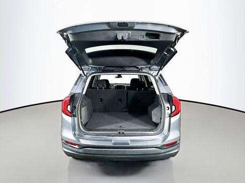 Used 2020 GMC Terrain SLE w/ Elevation Edition image 29