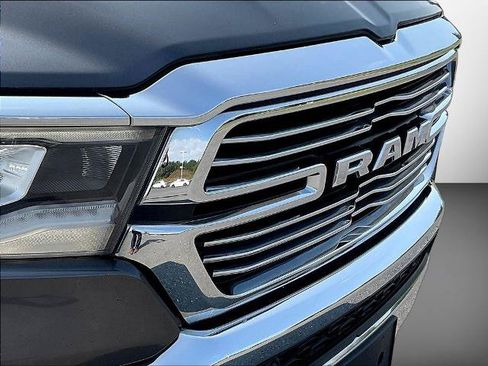 Used 2019 RAM 1500 Laramie AWD/4WD image 34