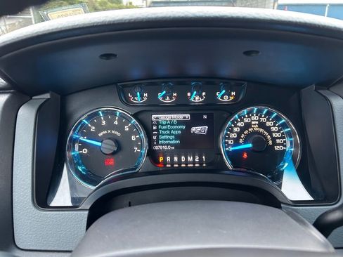 Used 2013 Ford F150 XLT w/ Luxury Equipment Group image 16