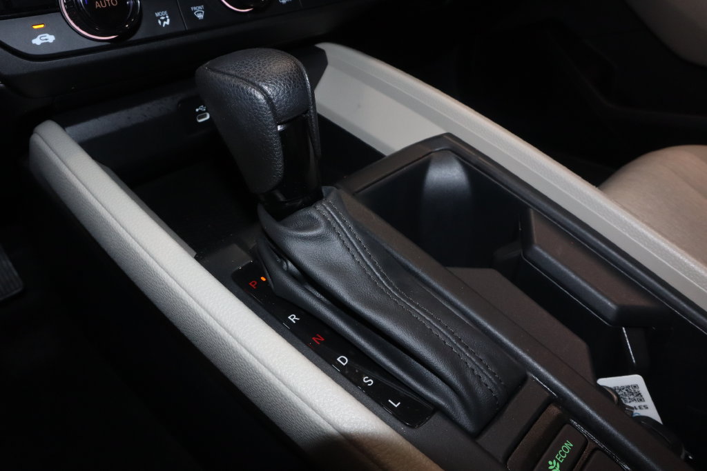 Used 2023 Honda Accord EX image 29