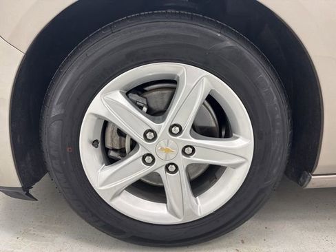 Used 2024 Chevrolet Malibu LT FWD image 35