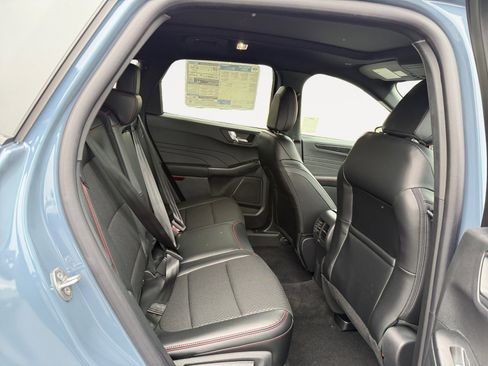 New 2025 Ford Escape ST-Line w/ Equipment Group 301A image 18