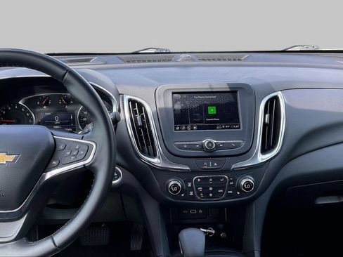 Used 2024 Chevrolet Equinox LT FWD image 6