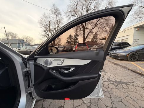 Used 2015 Mercedes-Benz C 300 4MATIC Sedan image 22