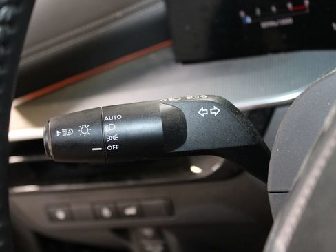 Used 2025 Nissan Murano SL AWD/4WD image 23