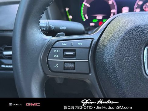 Used 2025 Honda Accord Sport image 28