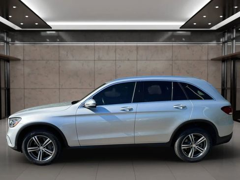 Used 2020 Mercedes-Benz GLC 300 image 3