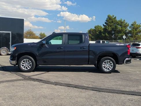 Used 2023 Chevrolet Silverado 1500 LT AWD/4WD image 5