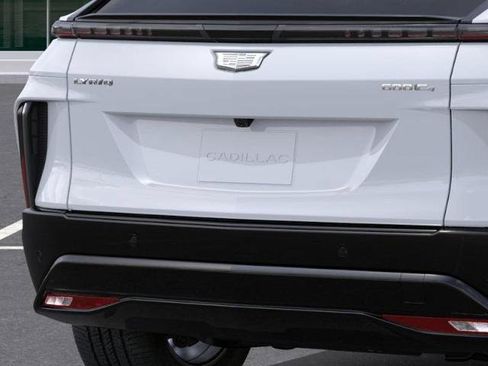 New 2026 Cadillac Lyriq Sport AWD/4WD image 14