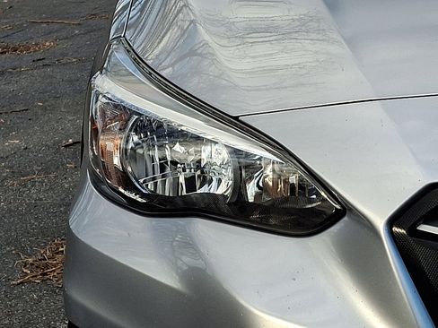 Used 2019 Subaru Crosstrek 2.0i Premium image 11