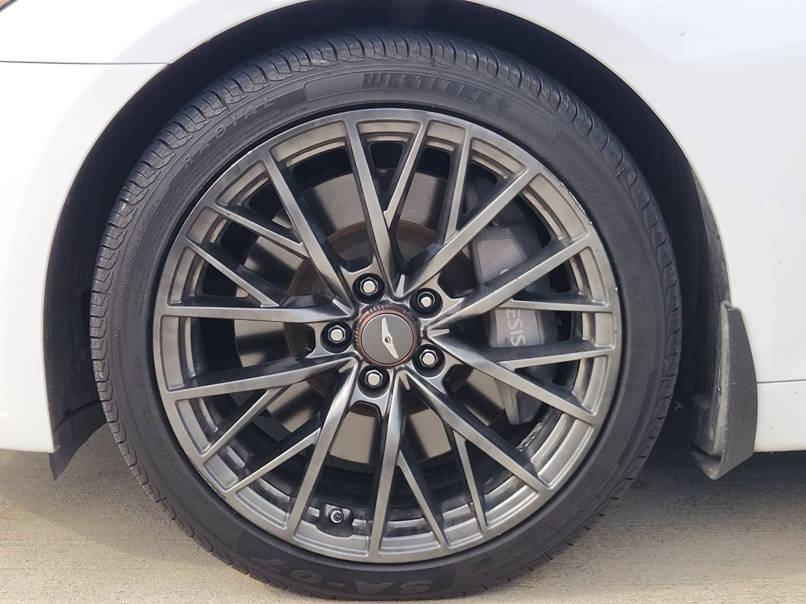 Used 2018 Genesis G80 3.3T Sport RWD image 11