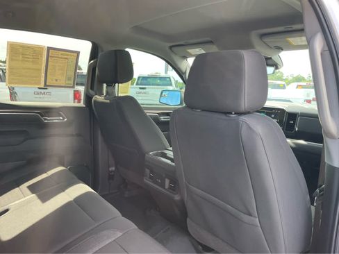 Used 2026 Chevrolet Silverado 1500 LT Trail Boss w/ Convenience Package II AWD/4WD image 27
