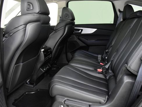 New 2026 Acura MDX SH-AWD image 22