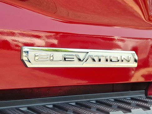 Used 2024 GMC Sierra 1500 Elevation AWD/4WD image 31