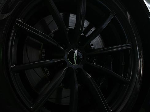 Used 2020 Aston Martin V8 Vantage Coupe RWD image 3