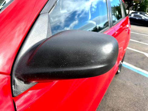 Used 2004 Toyota Matrix image 9