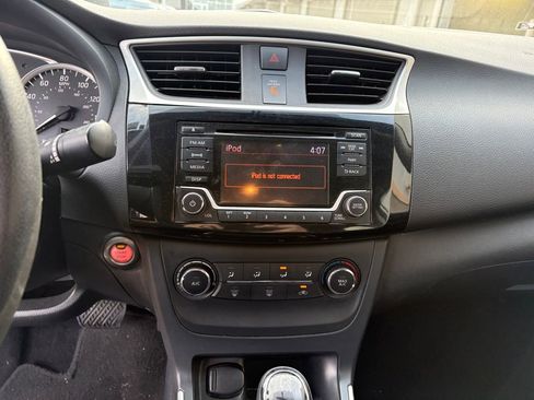 Used 2016 Nissan Sentra SV w/ Protection Package image 19