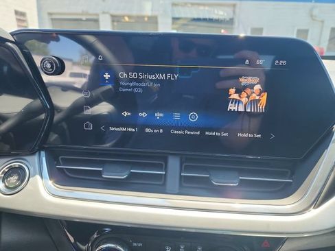 New 2026 Chevrolet Trax LT w/ Driver Confidence Package FWD image 18