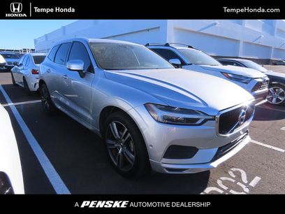 Used 2018 Volvo XC60 T5 Momentum w/ Vision Package