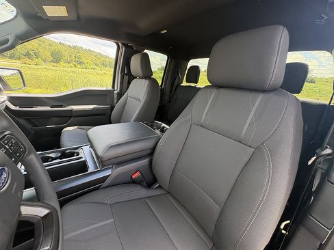 New 2026 Ford F150 STX w/ Equipment Group 200A AWD/4WD image 31
