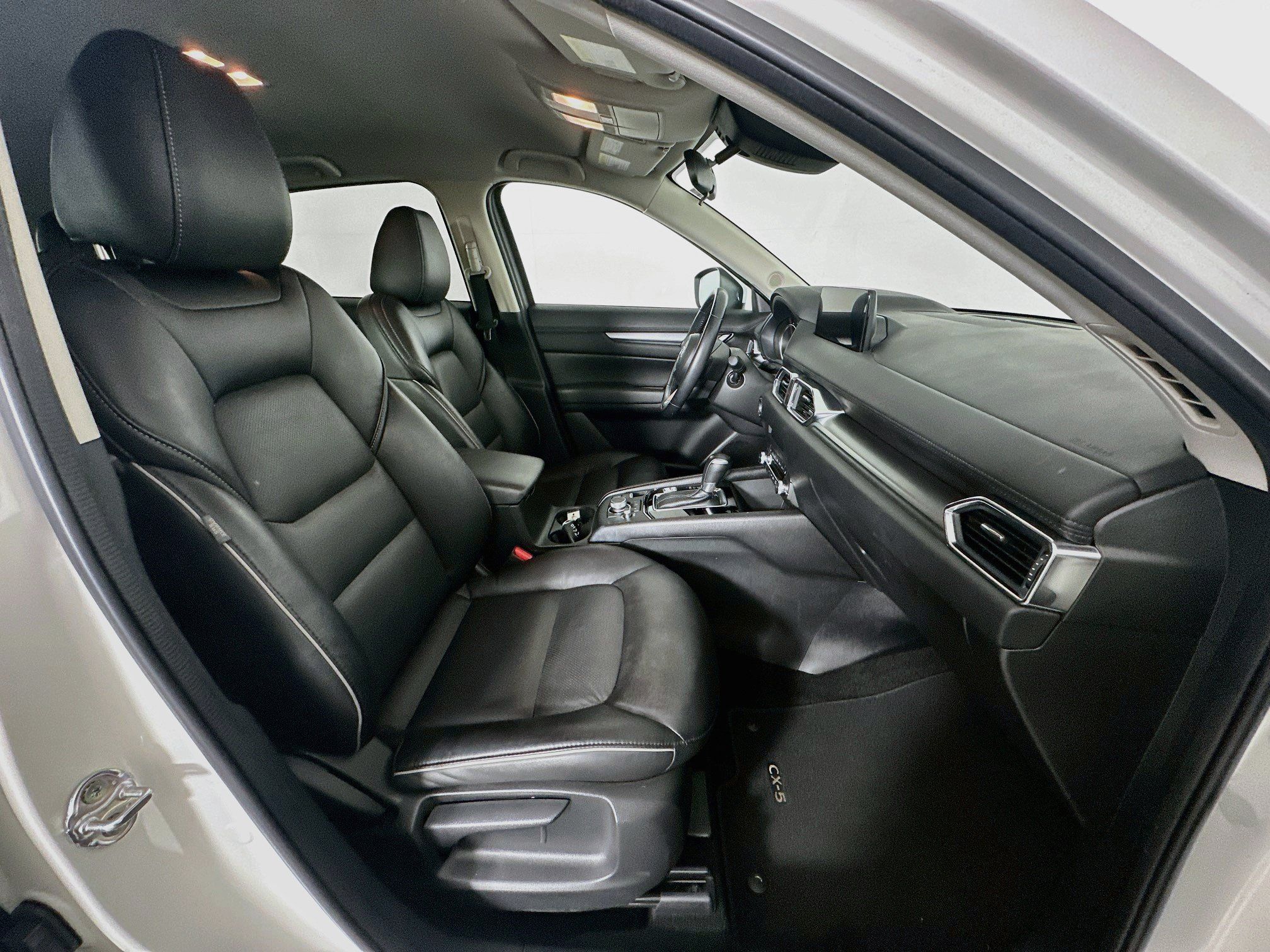 Used 2025 MAZDA CX-5 AWD 2.5 S w/ Select Package image 32