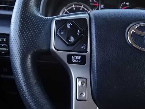 Certified 2024 Toyota 4Runner Limited AWD/4WD image 36