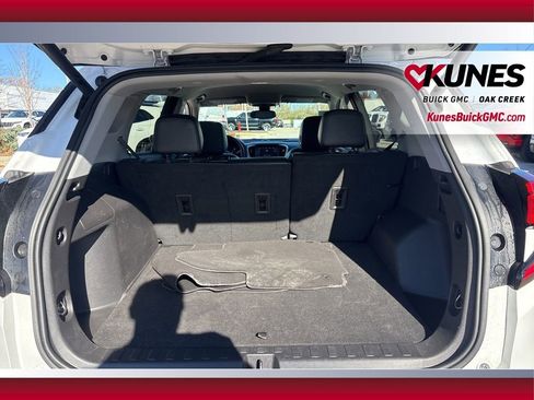 Used 2024 GMC Terrain SLT image 7