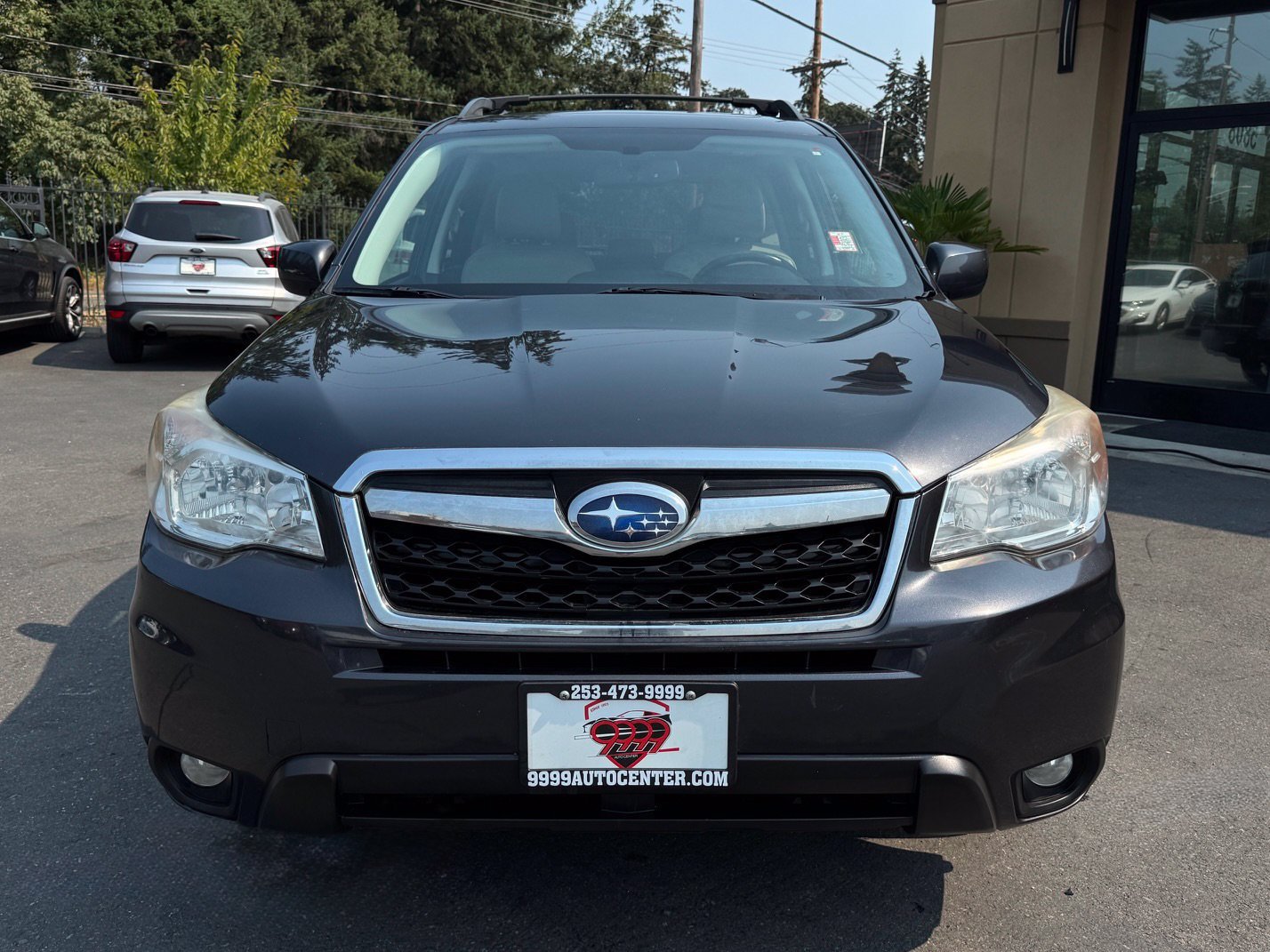 Used 2014 Subaru Forester 2.5i Limited w/ Popular Package #2 AWD/4WD image 2
