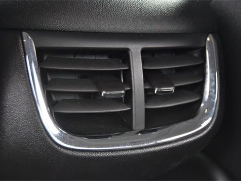 Used 2024 Chevrolet Malibu LT image 20