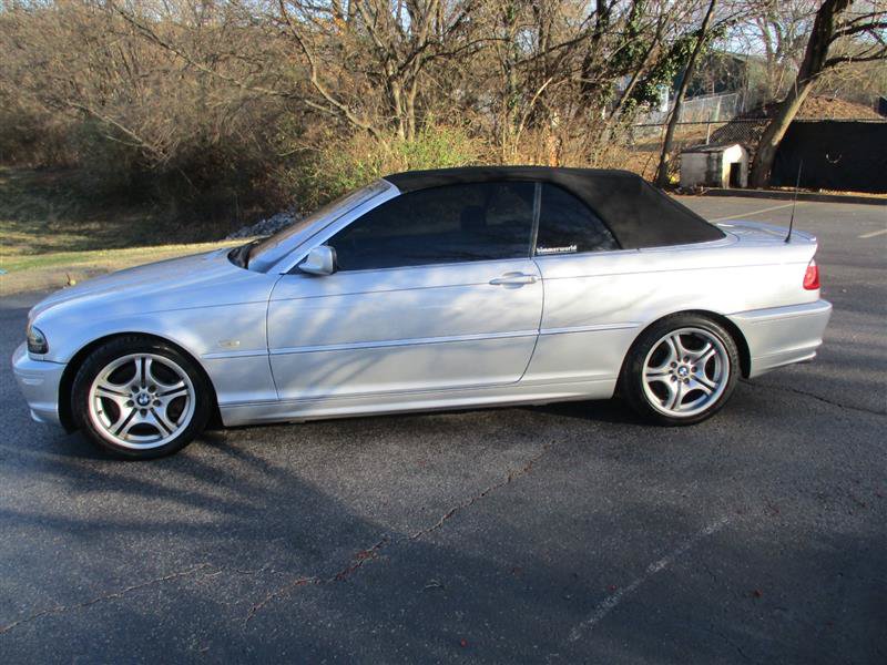 Used 2003 BMW 330Ci Convertible RWD image 4