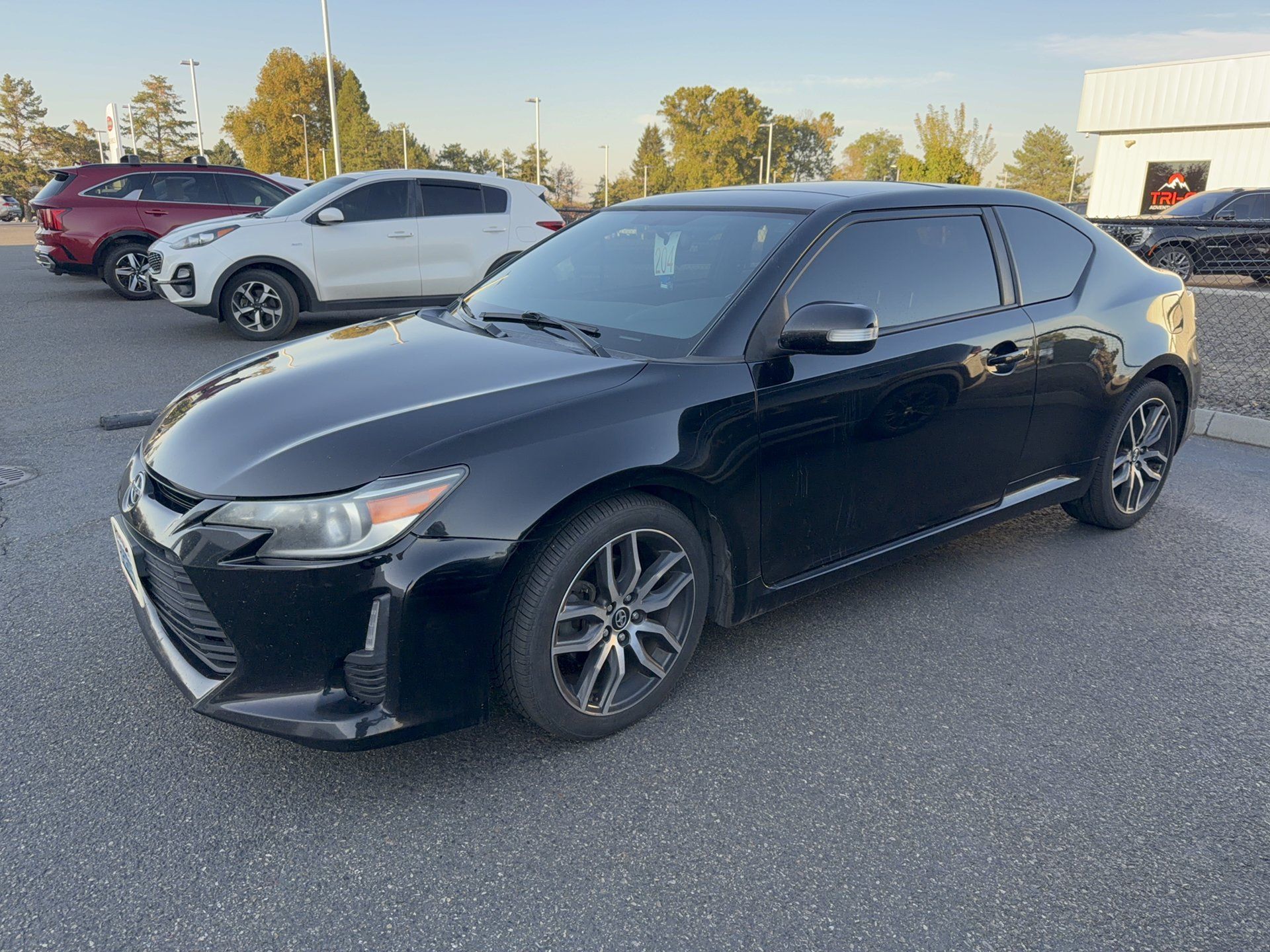 Used 2015 Scion tC FWD image 4