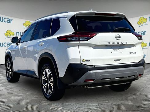 Certified 2023 Nissan Rogue SV w/ SV Premium B Package AWD/4WD image 4