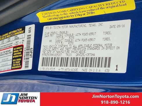 Used 2017 Toyota Tacoma TRD Sport w/ Tow Package RWD image 33