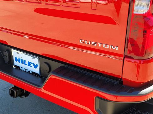 New 2026 Chevrolet Silverado 1500 Custom image 4