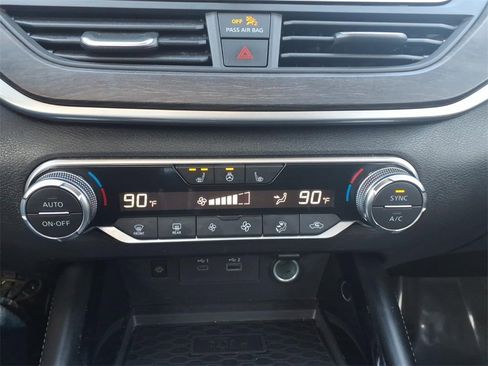 Used 2023 Nissan Altima 2.5 SL image 13