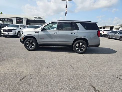Used 2026 GMC Yukon AT4 AWD/4WD image 8