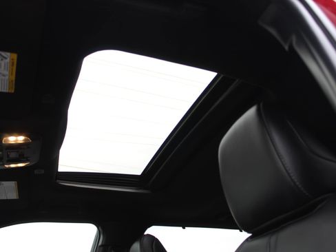 Used 2023 Toyota Highlander XSE FWD image 49