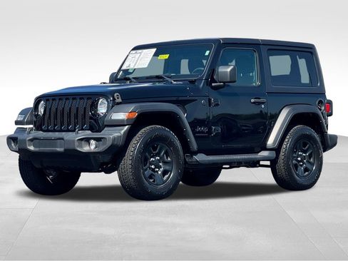 Used 2022 Jeep Wrangler Sport AWD/4WD image 3