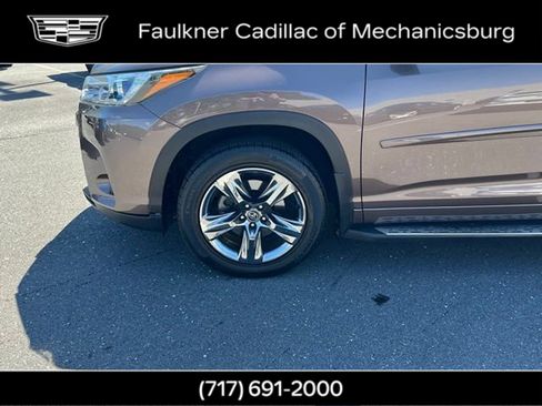 Used 2019 Toyota Highlander Limited Platinum AWD/4WD image 36