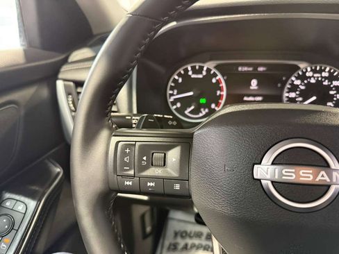 Used 2026 Nissan Rogue SV image 13